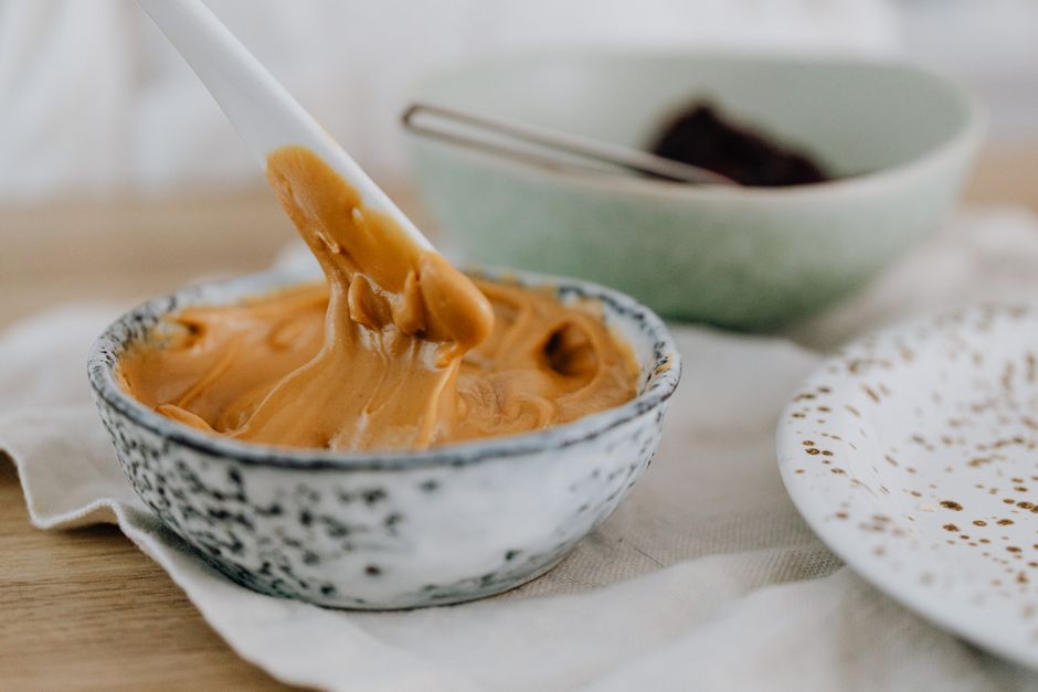 Bowl of toffee sauce