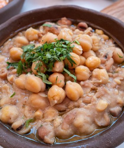 Chickpea and Spinach Curry That Works for Veganuary