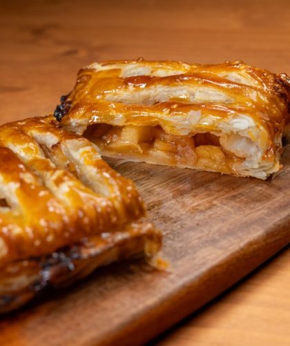 Cheese and Onion Pasty with Flaky Shortcrust That Stays Crisp Cheese and Onion Pasty with Flaky Shortcrust That Stays Crisp